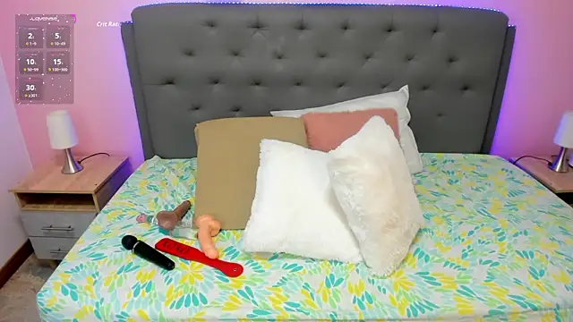 julieth love  online show from November 28, 2:09 pm