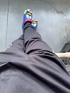 POCARI SWEAT online show from April 28, 1:36 am