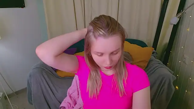 Beatrica Klein online show from March 24, 4:12 pm