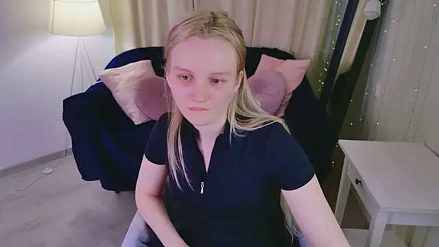 Beatrica Klein online show from May 4, 3:38 pm