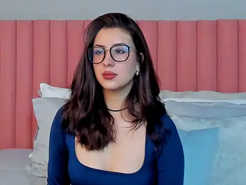 EmaSaenz online show from March 30, 9:47 pm