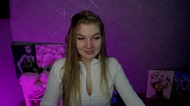 lily williamss online show from May 15, 11:07 pm