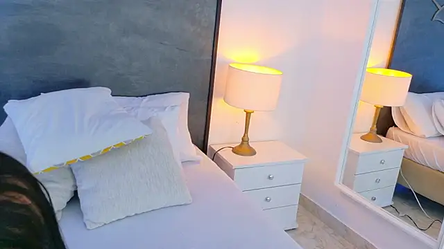 PamelaParrish online show from October 20, 1:03 pm