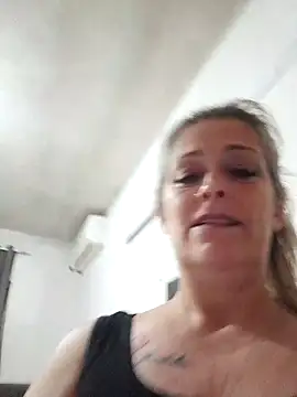 Snapshot of marcialoira chatting on October 8, 11:09 pm marcialoira online show from October 8, 11:09 pm