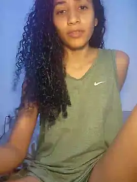 lessaeumesma8 online show from September 23, 6:28 pm