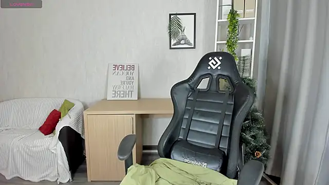 Stacy Luv online show from December 14, 9:04 am