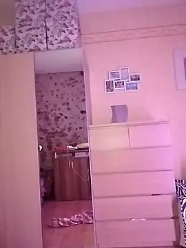 Tinuus online show from November 27, 2:25 am