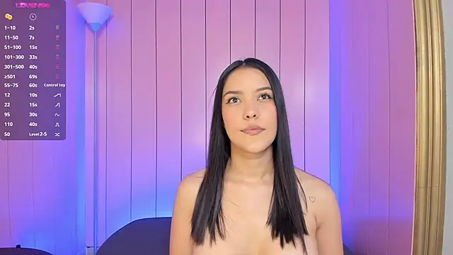 lexiethompson  online show from December 14, 12:11 pm