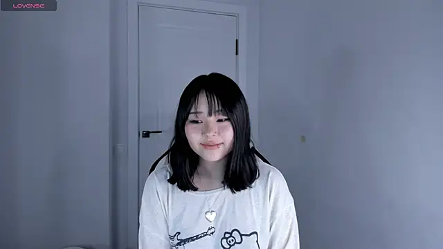 hee young11 online show from December 4, 5:57 pm