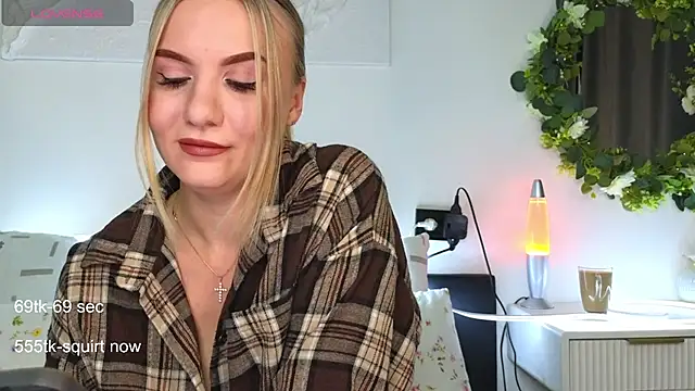 Maria Shy online show from September 10, 9:09 am