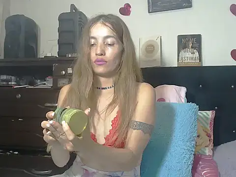 Snapshot of valerivegass chatting on October 10, 9:20 pm valerivegass online show from October 10, 9:20 pm