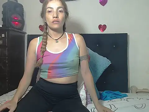 Snapshot of valerivegass chatting on September 8, 8:41 pm valerivegass online show from September 8, 8:41 pm