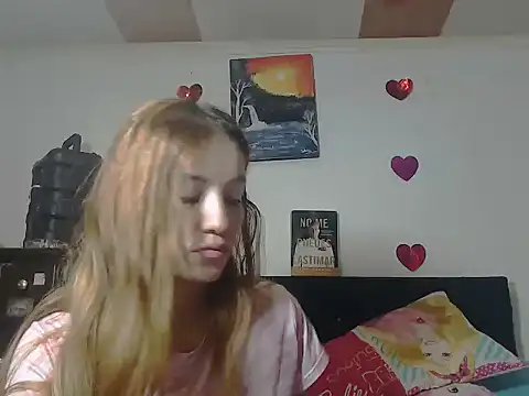 Snapshot of valerivegass chatting on October 9, 3:16 pm valerivegass online show from October 9, 3:16 pm