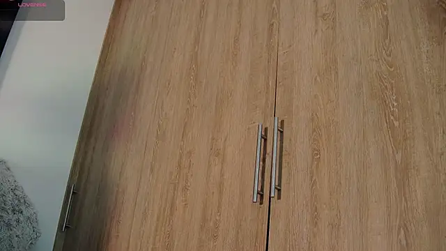 aidaadams online show from December 16, 11:49 am