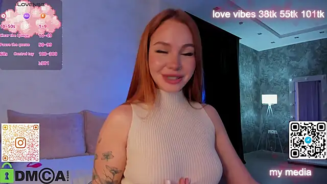 Snapshot of Tracy-Taylor chatting on September 28, 8:19 am Tracy-Taylor online show from September 28, 8:19 am