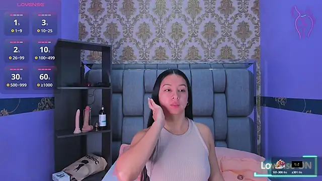 Lila Pinky online show from November 5, 12:54 pm