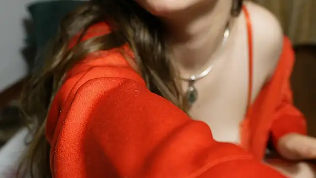 NaughtYHomemadE online show from October 5, 7:52 pm