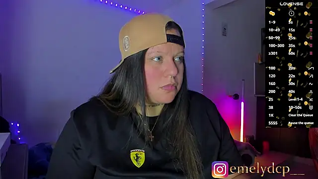 mariana maze online show from February 8, 9:40 pm