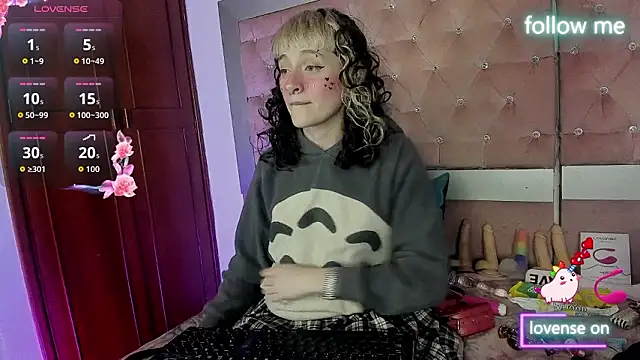 neeko princes online show from March 18, 12:43 pm