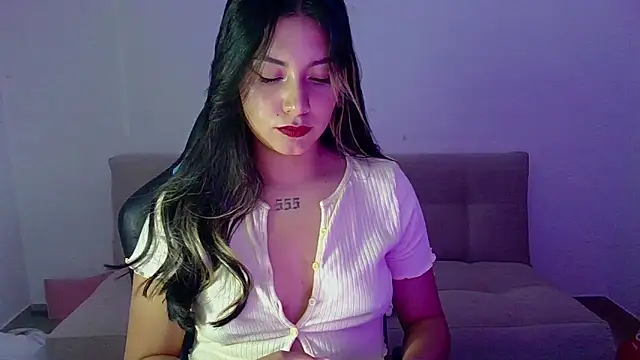 Lia 14  online show from March 10, 12:25 am