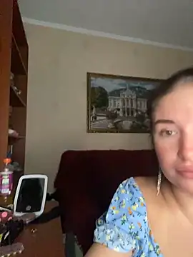 Roxana Bell online show from January 31, 7:11 pm