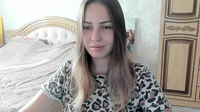 Mia shy1 online show from November 10, 8:20 am