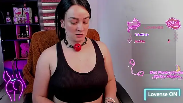 sara goodgirl13 online show from November 23, 6:31 pm