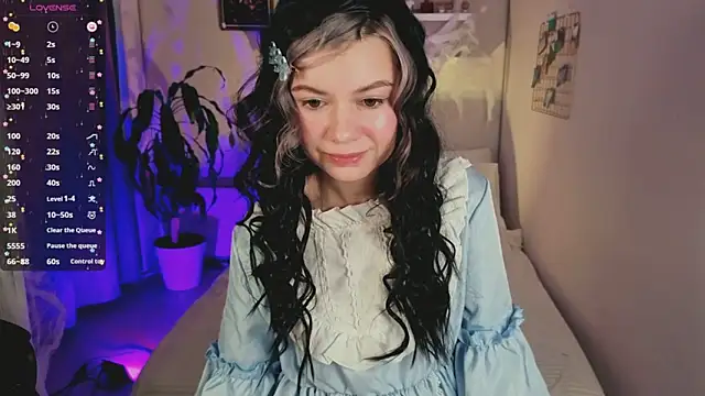 Lil Amelie online show from November 11, 9:50 am