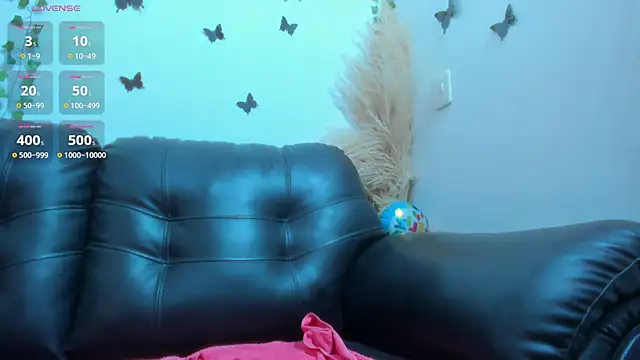 Amani Bakir online show from March 28, 2:49 pm