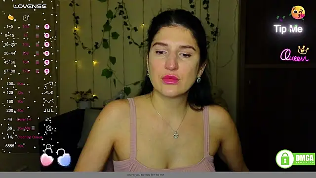 Alianna Solo Kisses online show from March 23, 12:33 pm