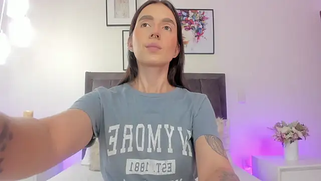 helen mooree online show from April 10, 12:44 pm