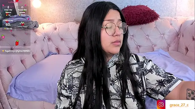 grace77   online show from April 12, 12:30 pm