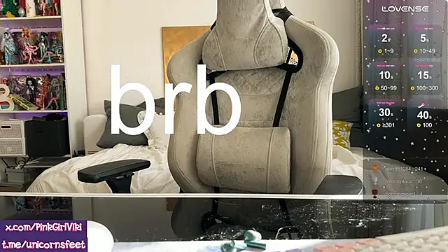 unicornsfeet online show from September 28, 12:10 pm