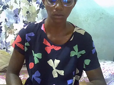 ElianeHot online show from April 14, 3:45 pm