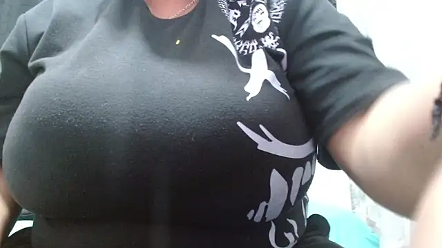 Alisteresa  online show from July 11, 2:11 am