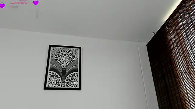 VeronicaTonu online show from December 2, 7:38 pm