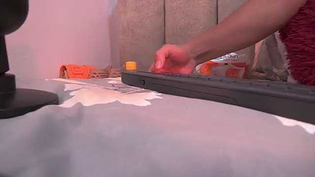 amber demons2021 online show from November 27, 10:56 pm