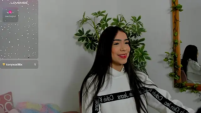 FaloonRoussel online show from December 23, 12:36 am