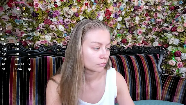 Polumna cute online show from November 26, 1:23 pm