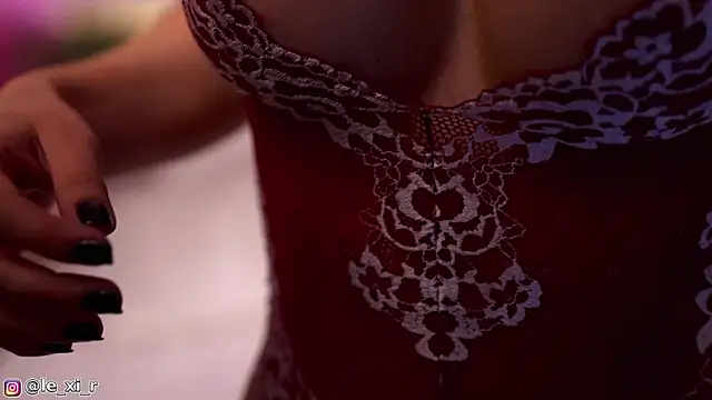 Lexi Reed online show from September 24, 3:22 pm