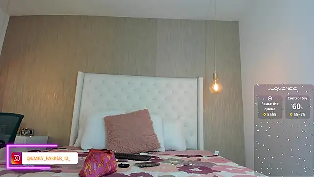 emily parkerr online show from April 9, 2:55 pm