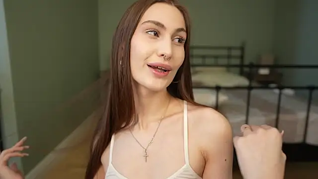 AlisaLore online show from February 1, 8:46 am