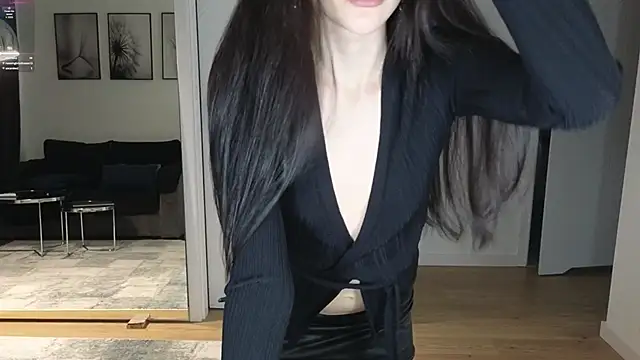 Sara Tranquil online show from January 13, 9:52 pm