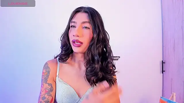 sofiaa grey  online show from November 20, 11:33 am