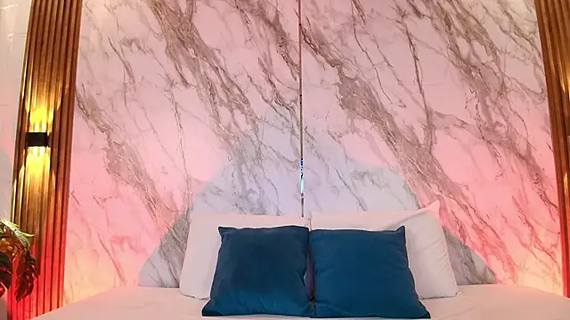 maite mike online show from February 16, 11:10 am