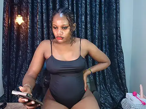 ebony shilly3 online show from September 12, 10:17 pm