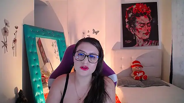 Snapshot of esmeraldaa230 chatting on September 17, 8:18 pm esmeraldaa230 online show from September 17, 8:18 pm
