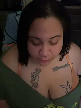 Juicyjordie online show from April 14, 4:34 am