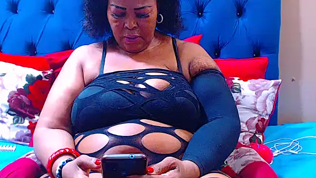 ebonycandy10 online show from October 22, 7:13 am