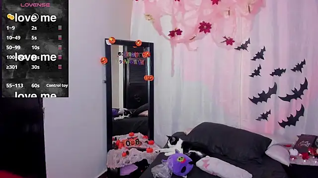 Dafne Moon online show from October 30, 5:32 am